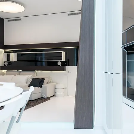Casa Lussuosa E Moderna - Apartment