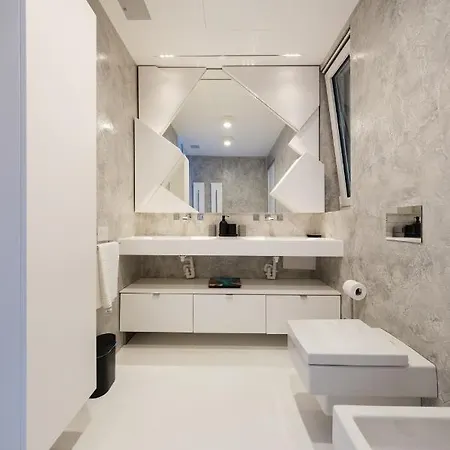 Apartment Casa Lussuosa E Moderna - *
